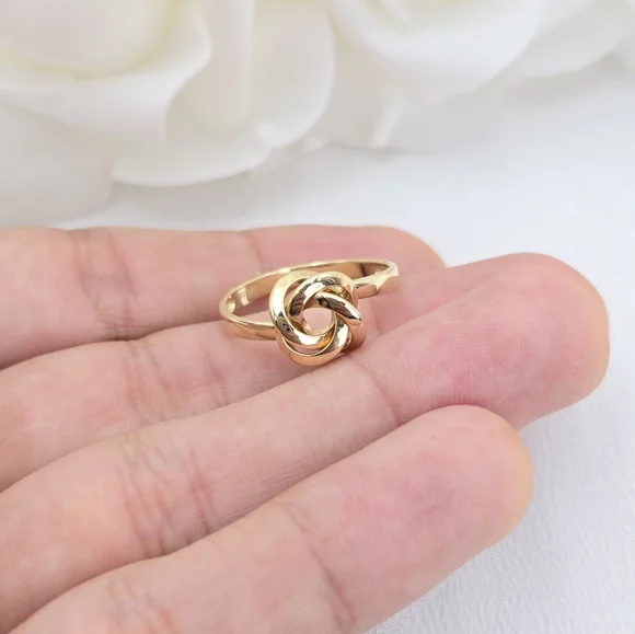 Real 14k Gold big knot ring